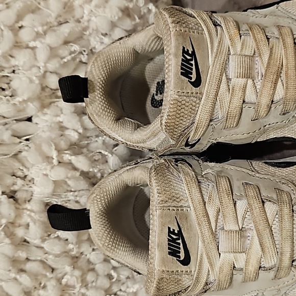 Nike Air Max Sneakers - Picture 4 of 15